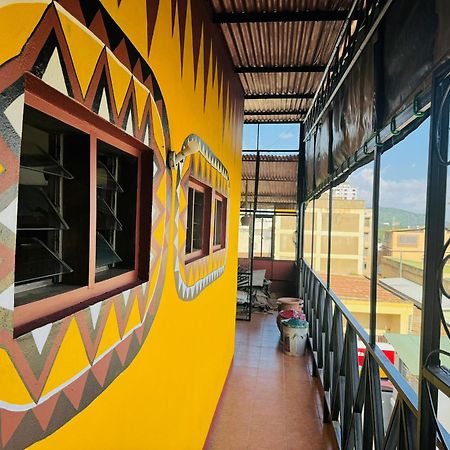 Arusha Backpackers Hotel Екстер'єр фото