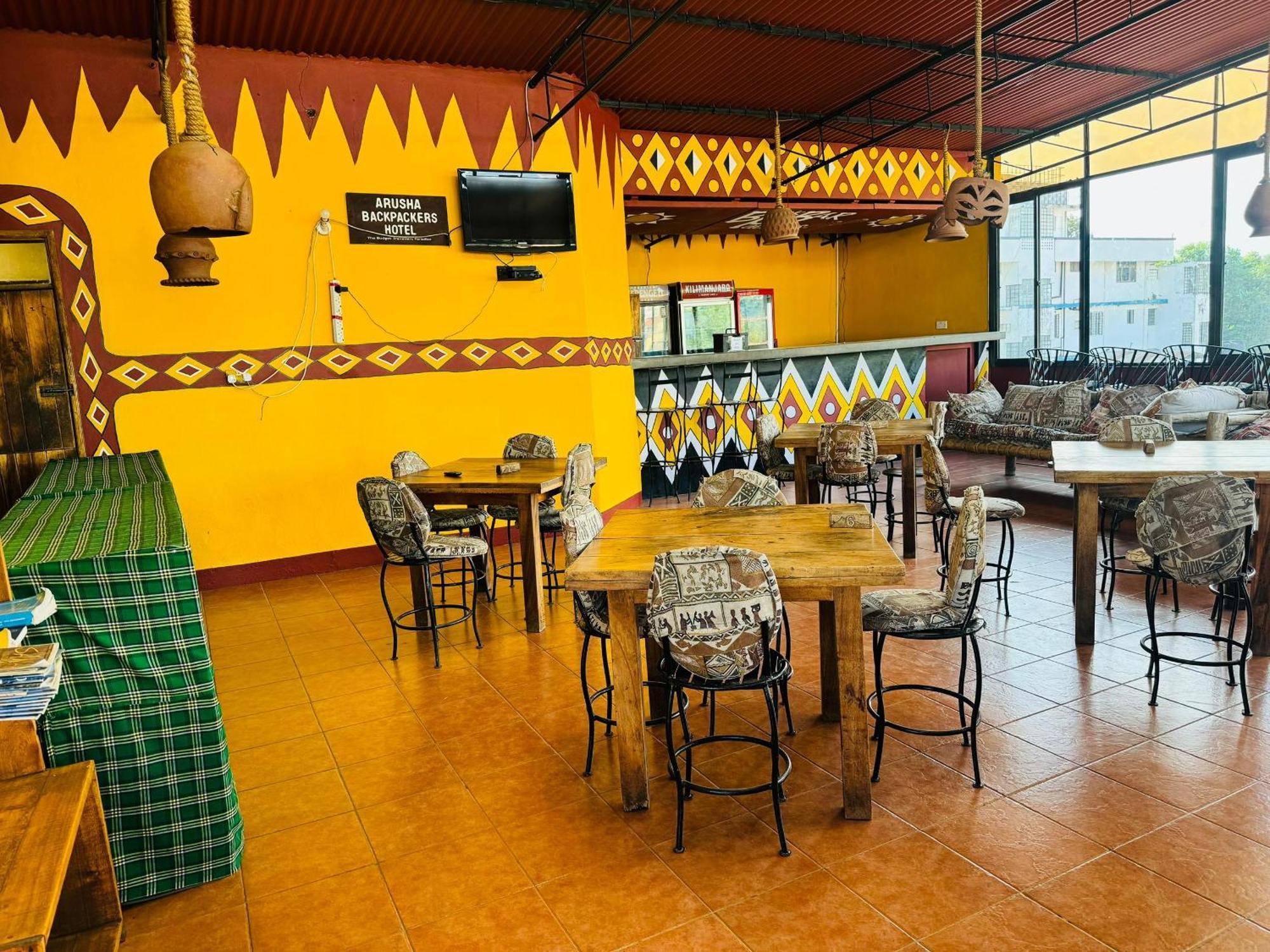 Arusha Backpackers Hotel Екстер'єр фото